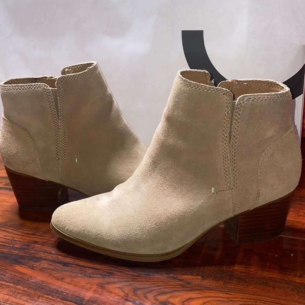 ALDO suede tan ankle booties